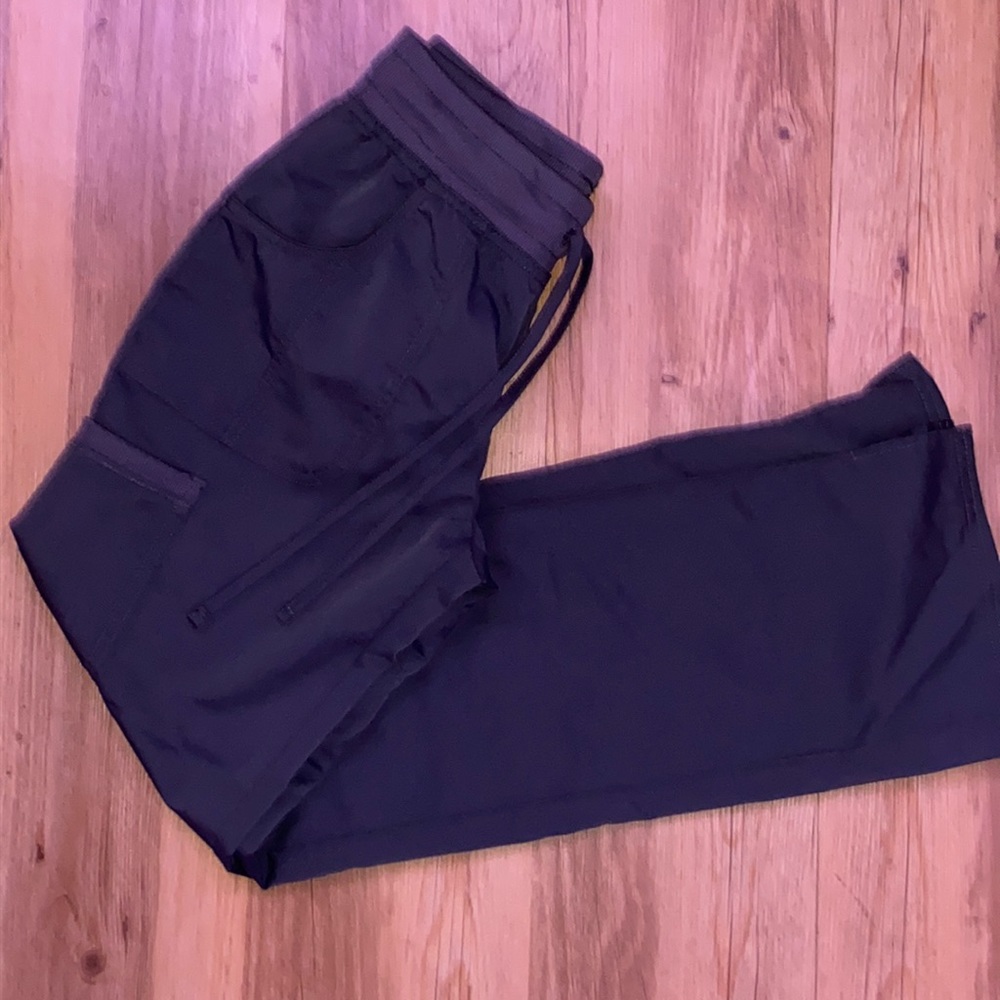 Pants with pockets